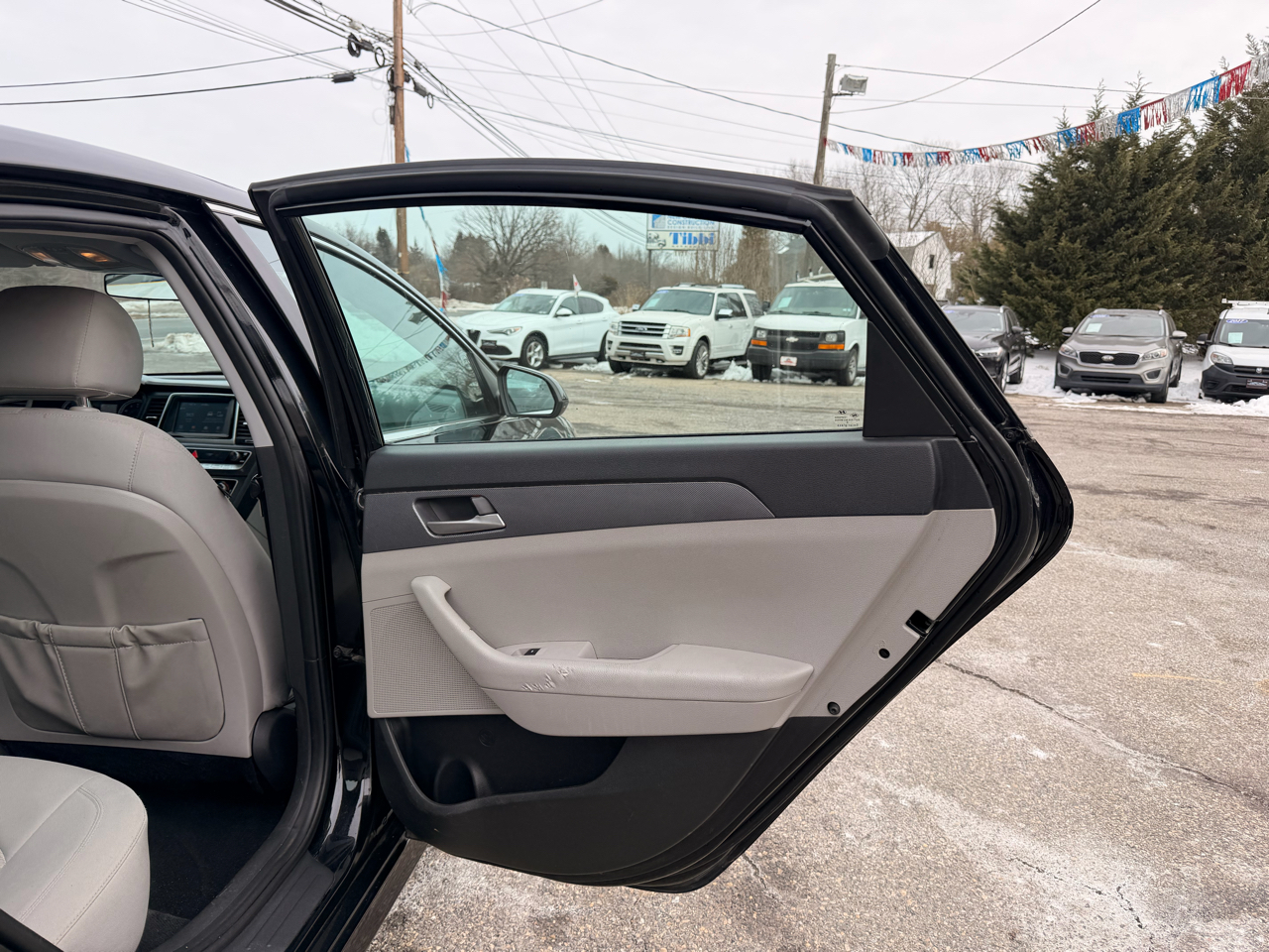 Hyundai Sonata SE 2.4L 2018