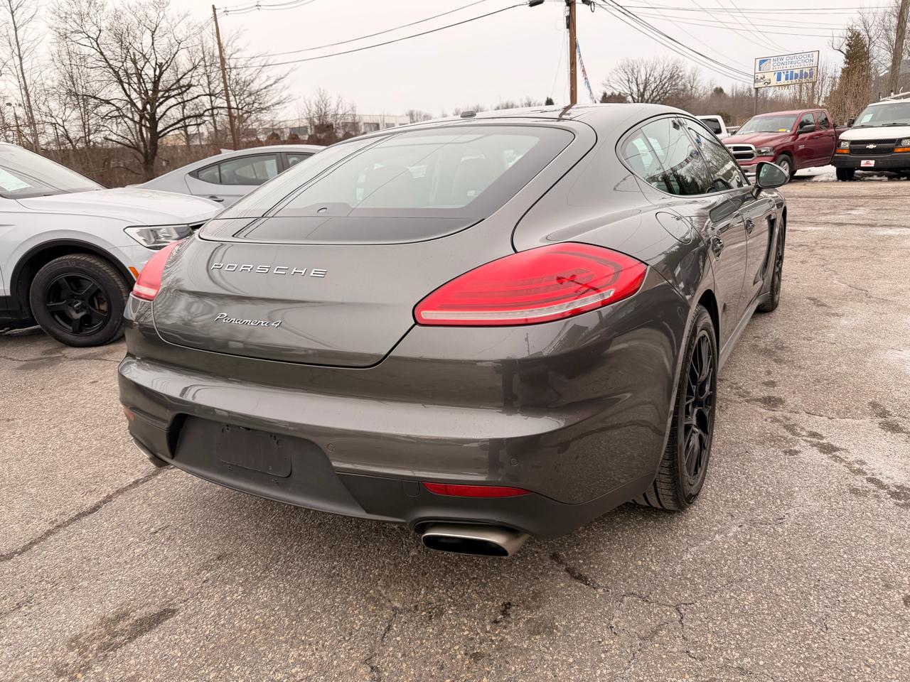 Porsche Panamera 4dr HB 4 2015
