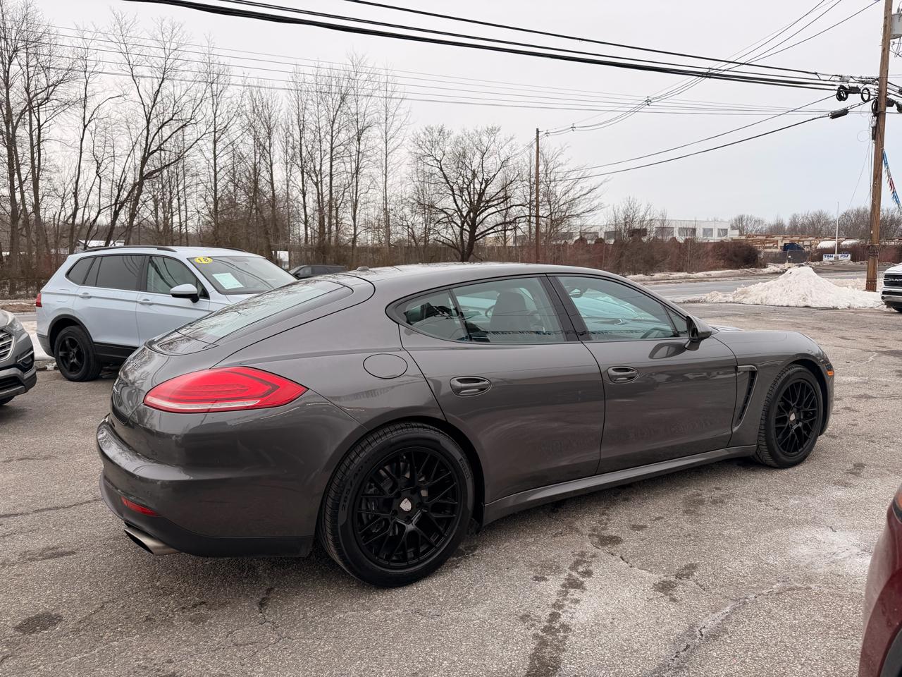Porsche Panamera 4dr HB 4 2015