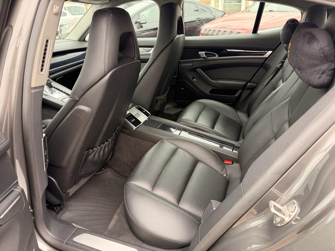 Porsche Panamera 4dr HB 4 2015