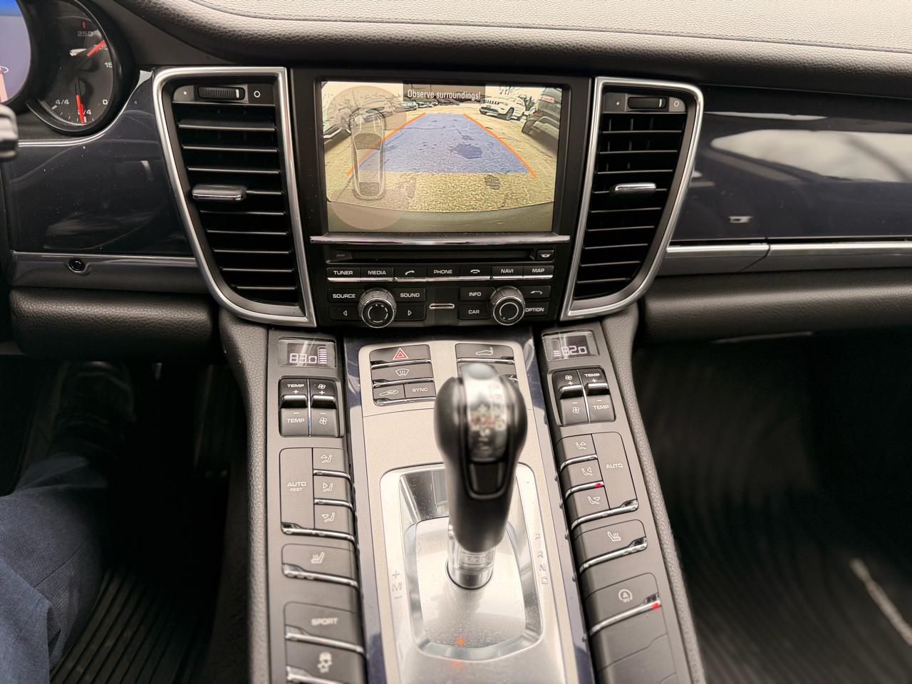 Porsche Panamera 4dr HB 4 2015