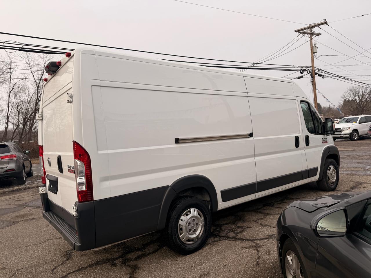 RAM ProMaster Cargo Van 3500 High Roof 159" WB EXT 2017