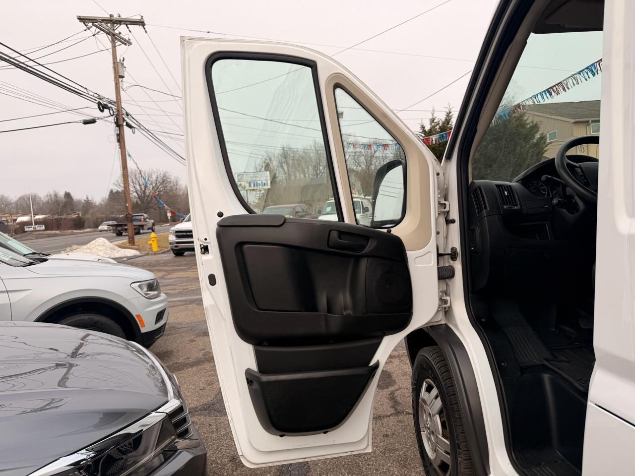 RAM ProMaster Cargo Van 3500 High Roof 159" WB EXT 2017