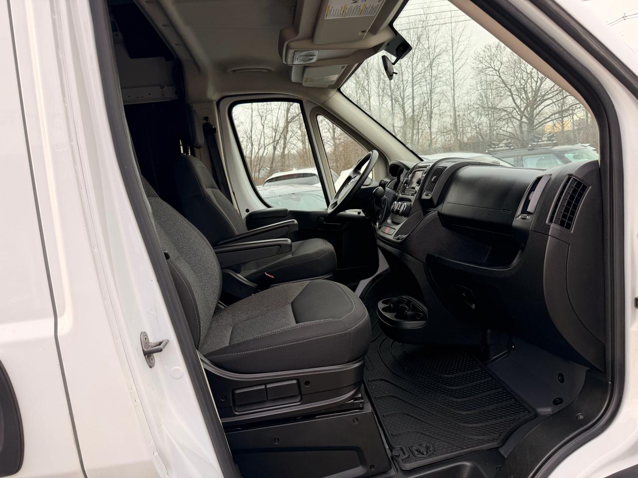 RAM ProMaster Cargo Van 3500 High Roof 159" WB EXT 2017