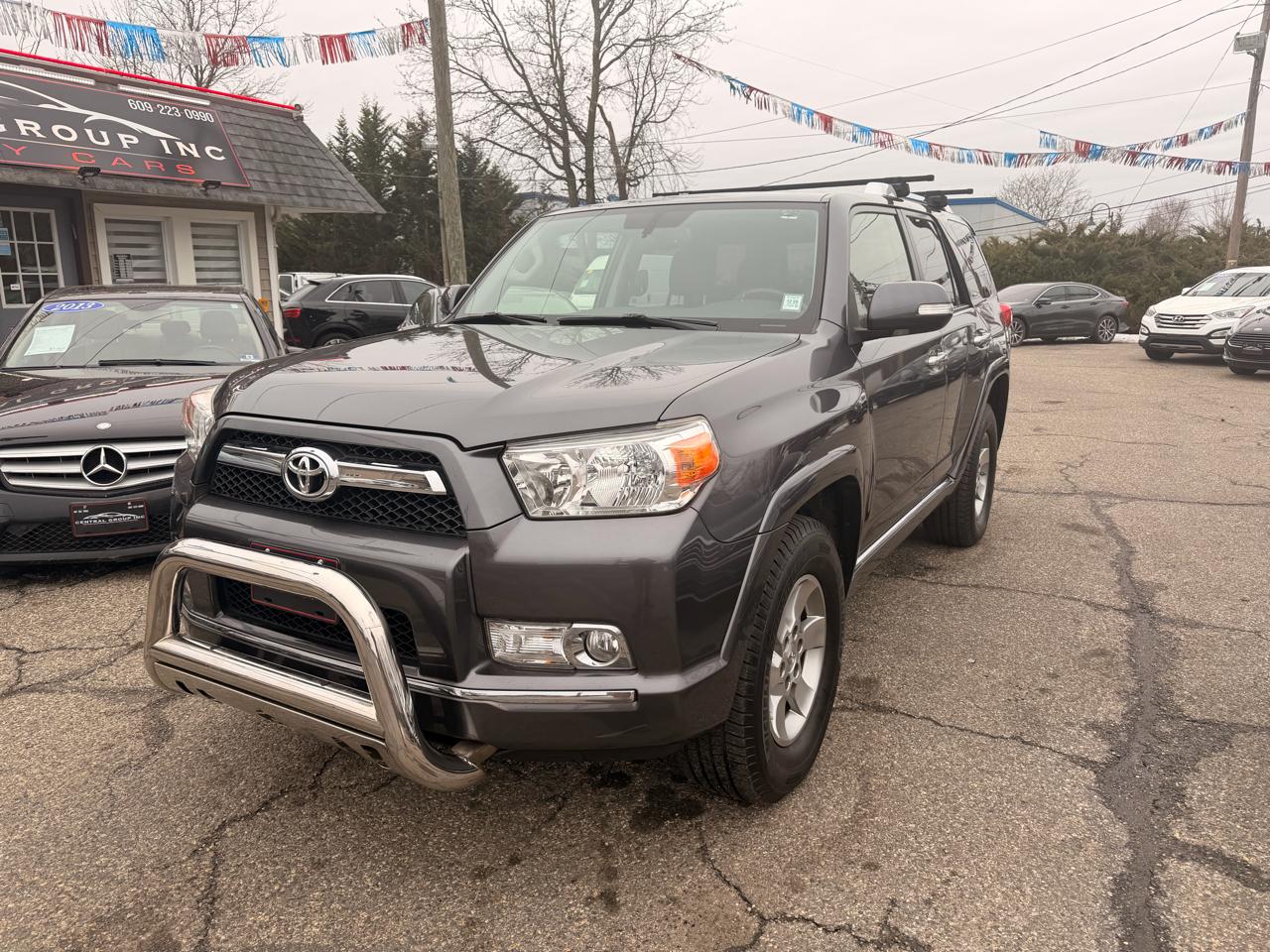 Toyota 4Runner 4WD 4dr V6 Limited (Natl) 2012