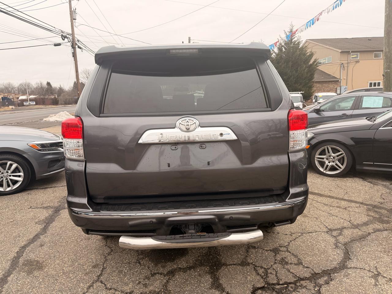 Toyota 4Runner 4WD 4dr V6 Limited (Natl) 2012