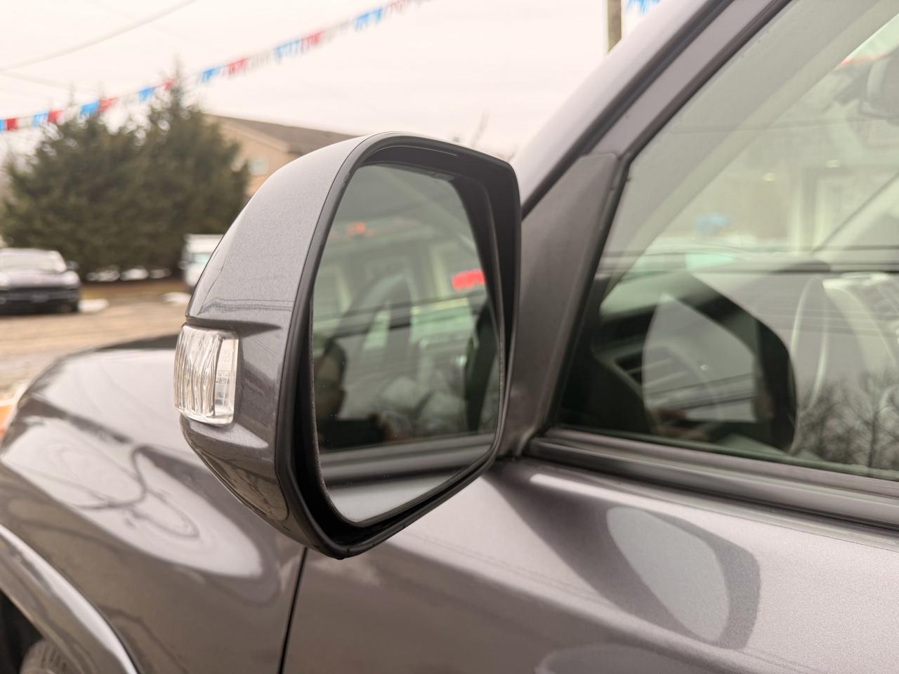 Toyota 4Runner 4WD 4dr V6 Limited (Natl) 2012