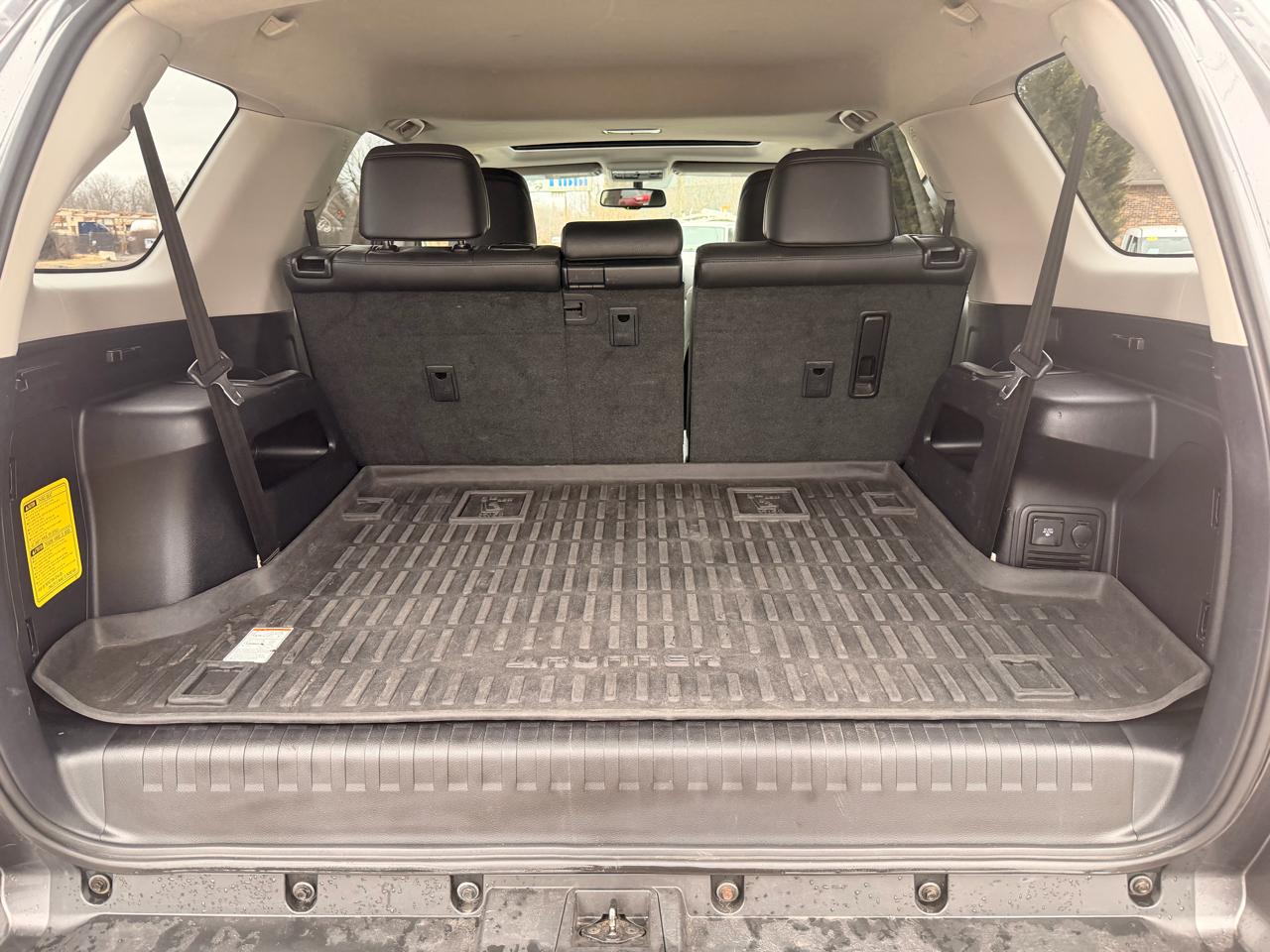 Toyota 4Runner 4WD 4dr V6 Limited (Natl) 2012