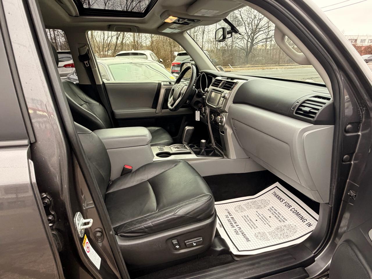 Toyota 4Runner 4WD 4dr V6 Limited (Natl) 2012