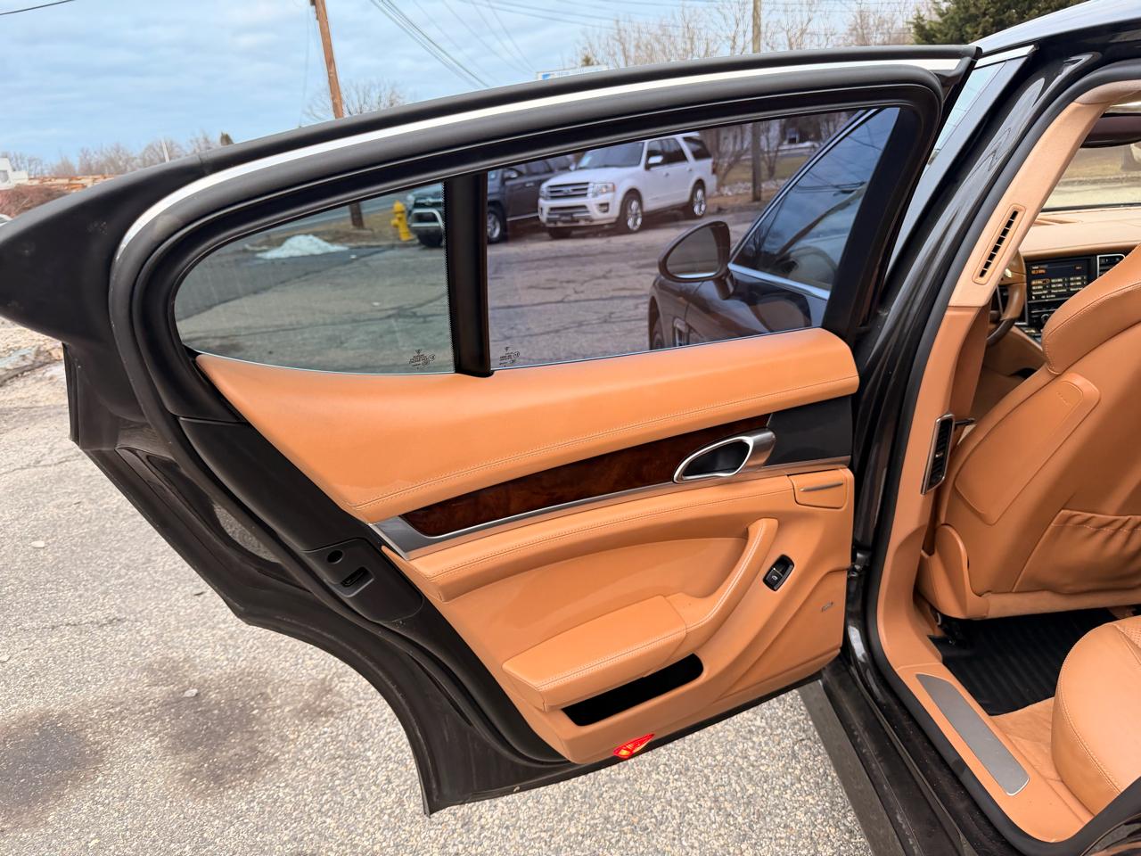 Porsche Panamera 4dr HB Turbo 2010