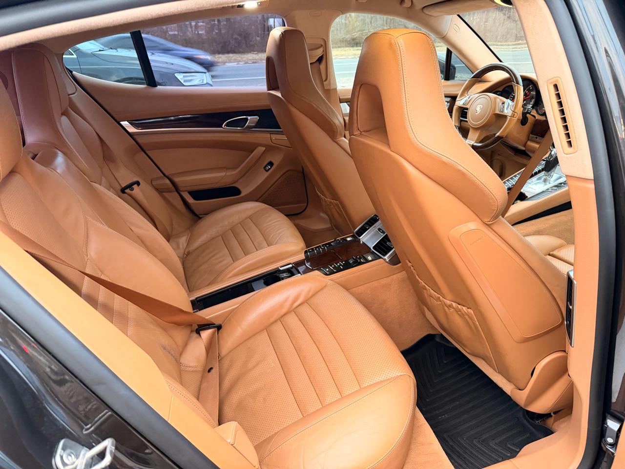 Porsche Panamera 4dr HB Turbo 2010