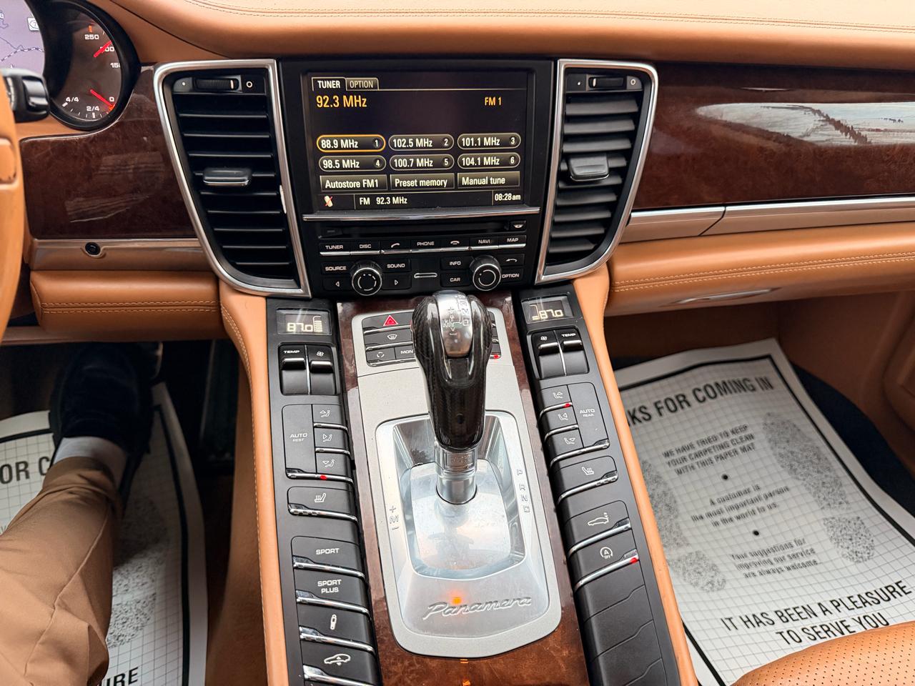 Porsche Panamera 4dr HB Turbo 2010