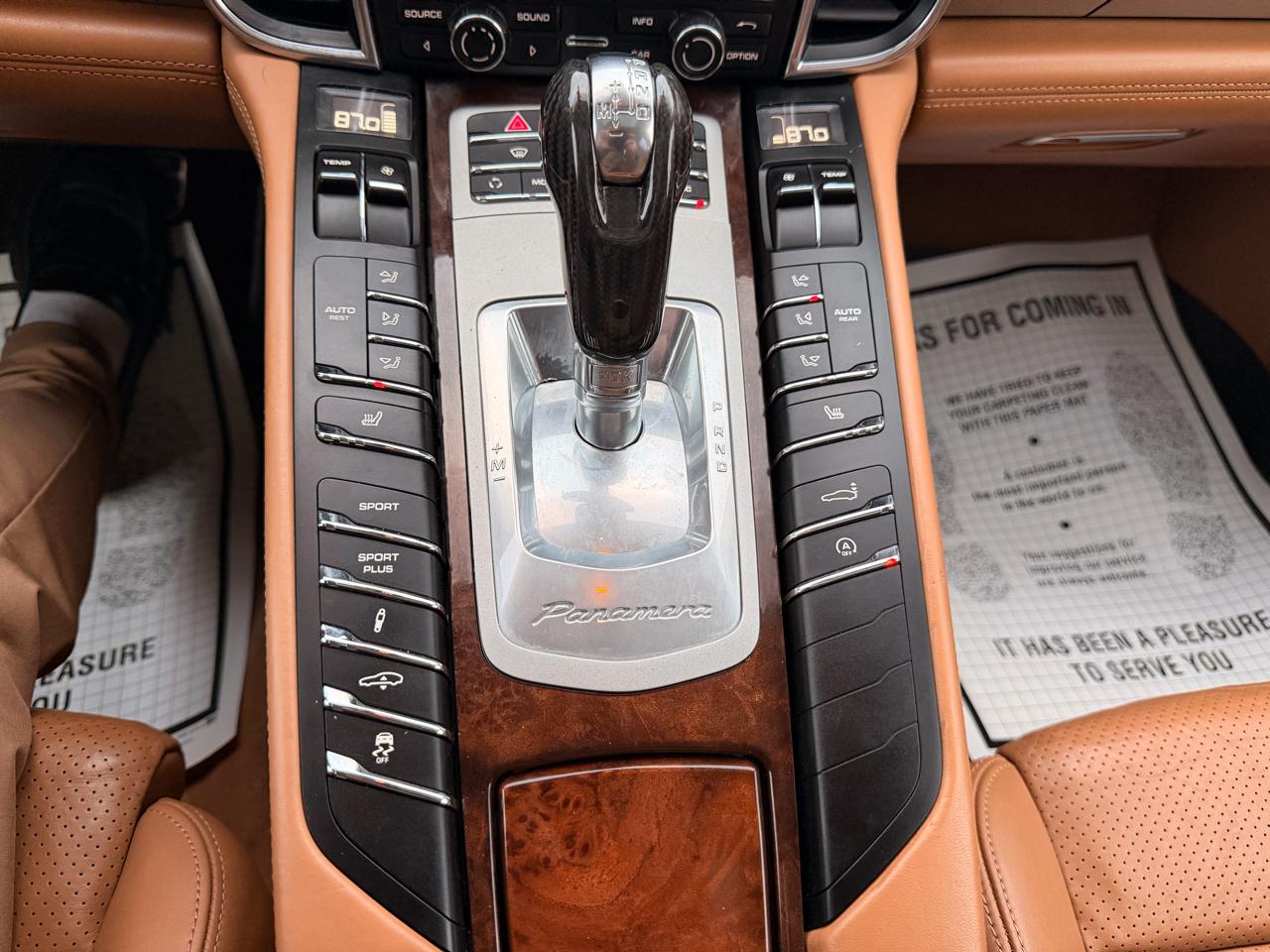 Porsche Panamera 4dr HB Turbo 2010