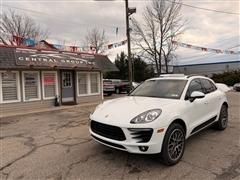 2016 Porsche Macan 