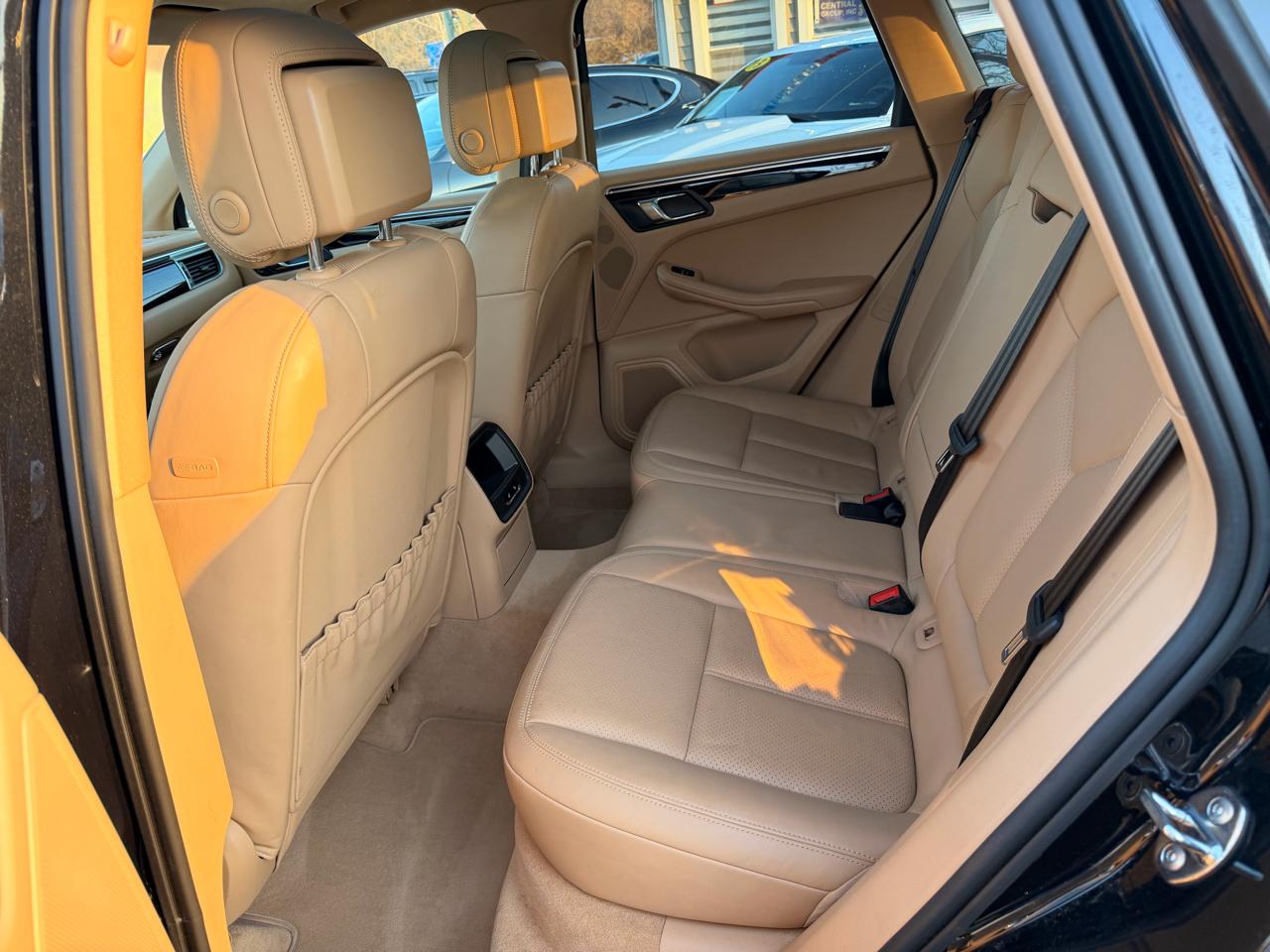 Porsche Macan AWD 4dr S 2015