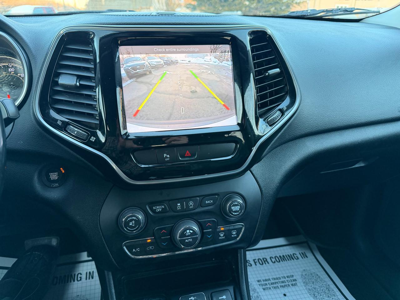 Jeep Cherokee Limited FWD 2020