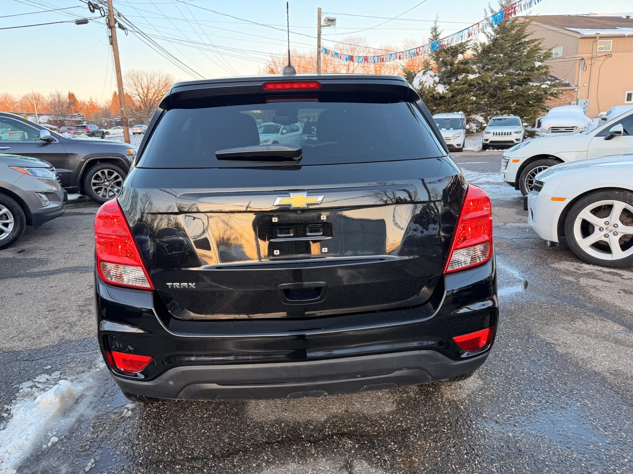 Chevrolet Trax FWD 4dr LS 2021