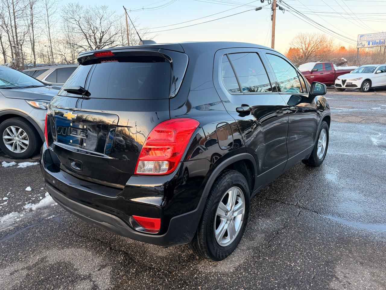 Chevrolet Trax FWD 4dr LS 2021