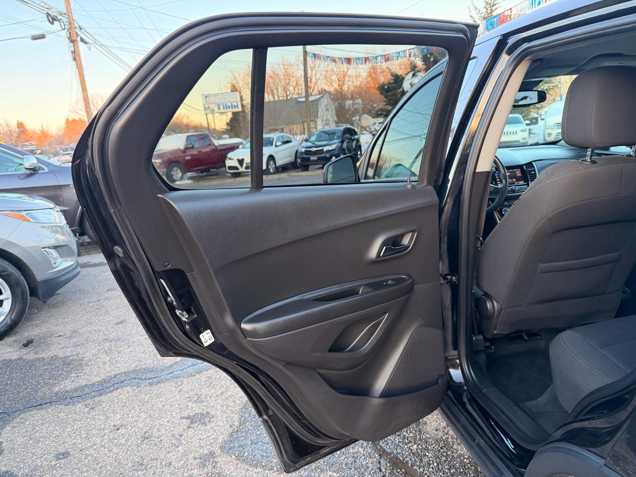 Chevrolet Trax FWD 4dr LS 2021