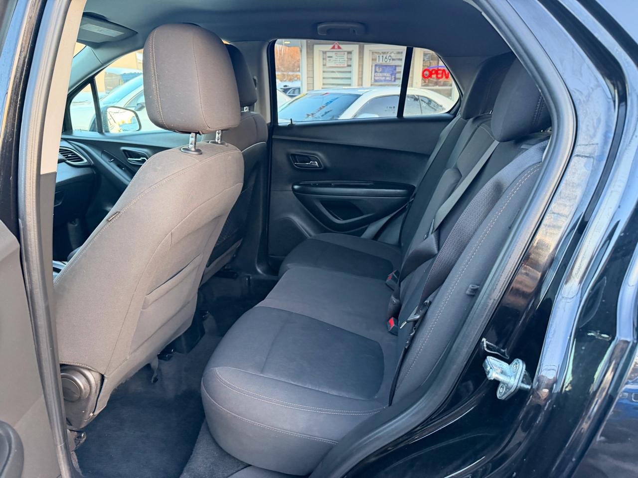 Chevrolet Trax FWD 4dr LS 2021