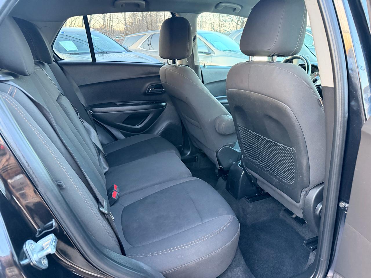 Chevrolet Trax FWD 4dr LS 2021