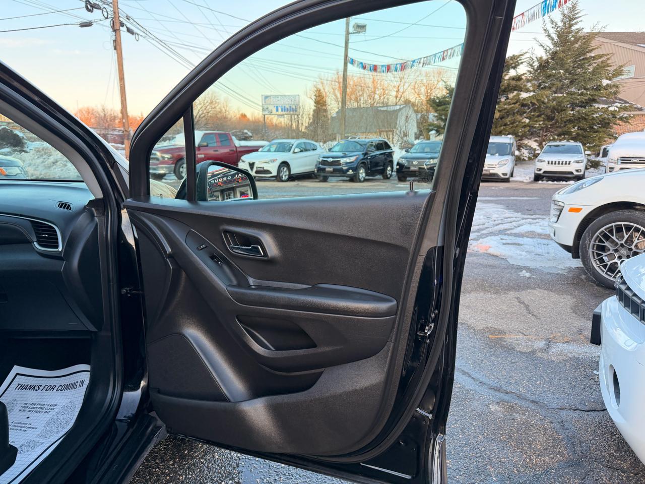 Chevrolet Trax FWD 4dr LS 2021