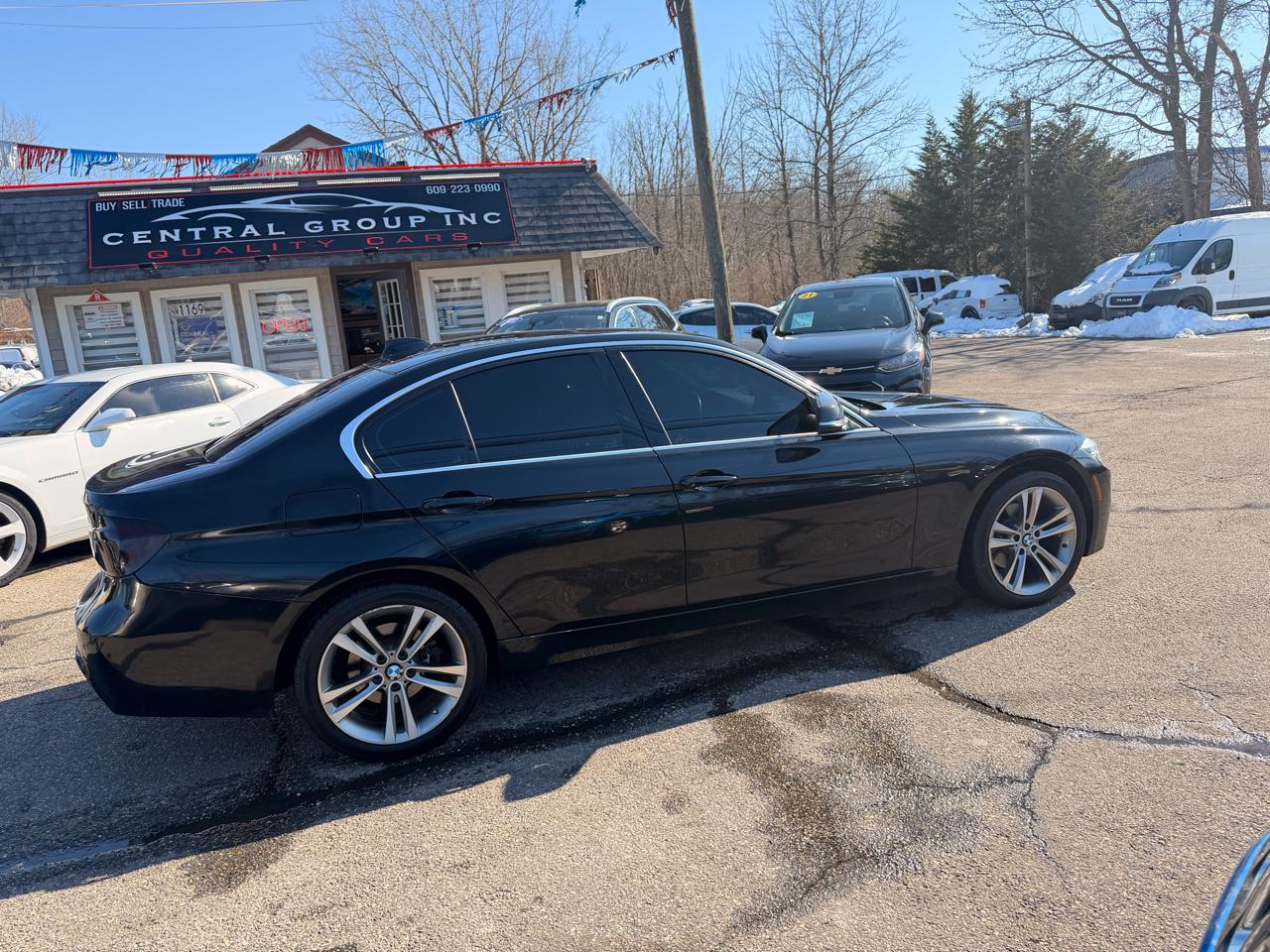 BMW 3 Series 330i xDrive Sedan 2017