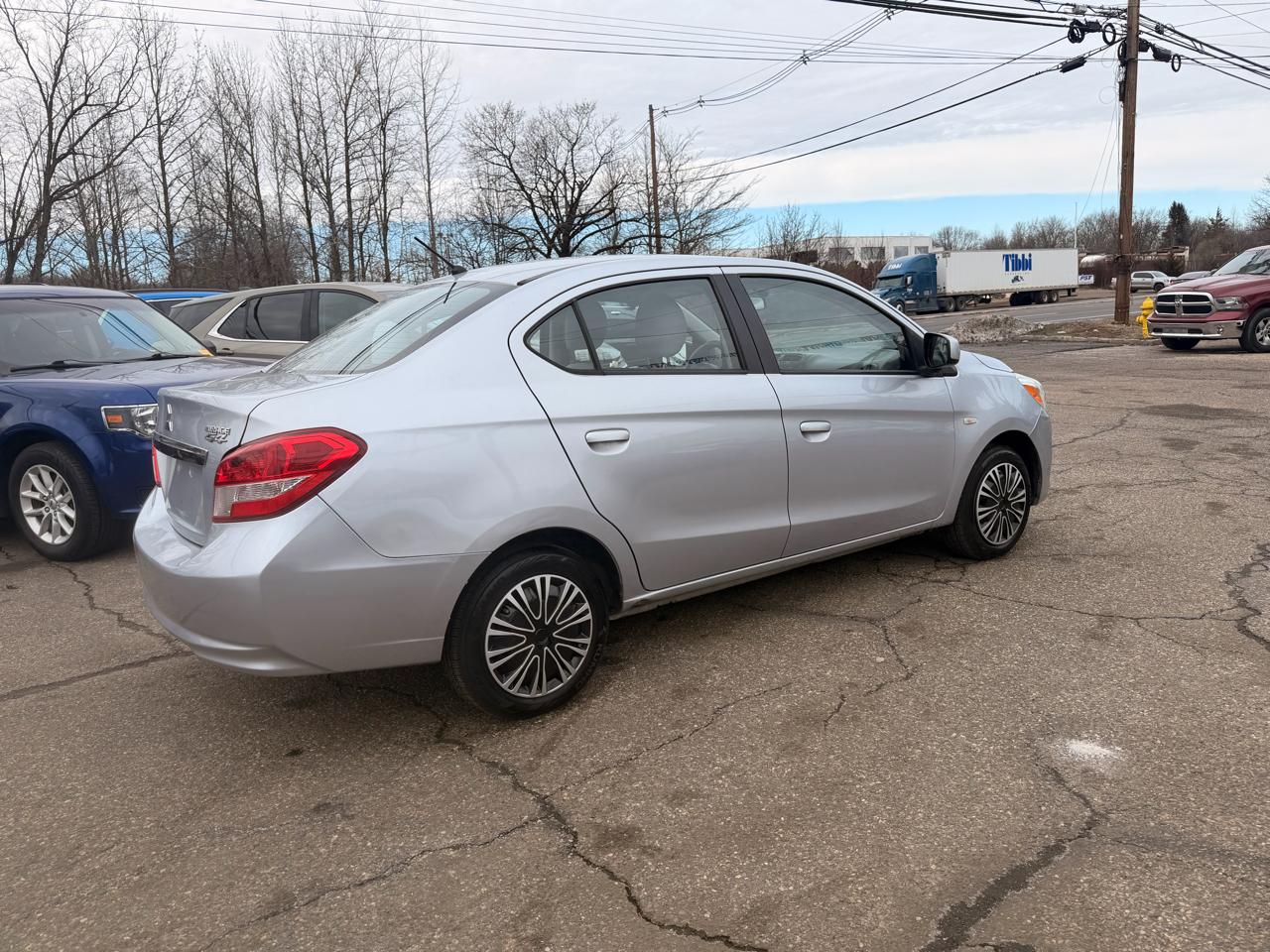 Mitsubishi Mirage G4 ES CVT 2017