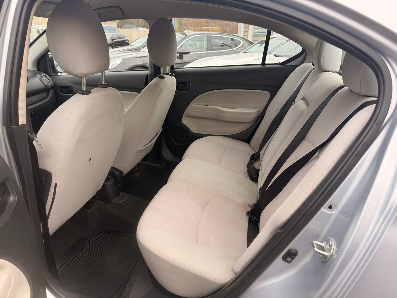 Mitsubishi Mirage G4 ES CVT 2017