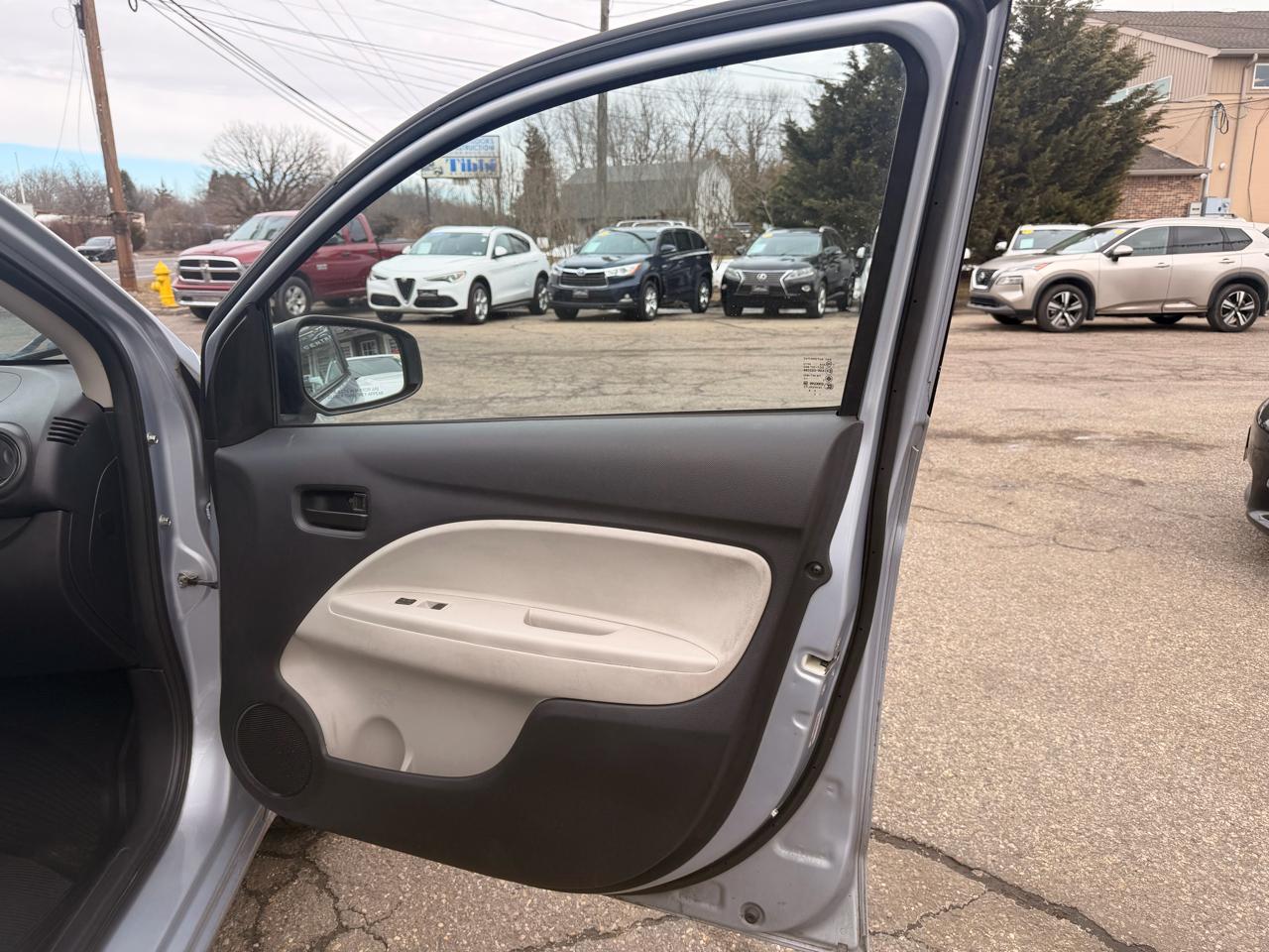 Mitsubishi Mirage G4 ES CVT 2017