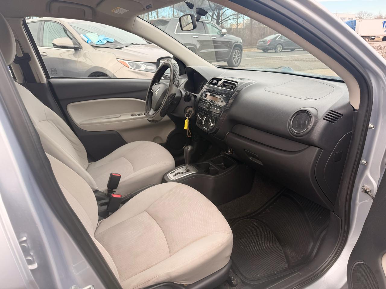 Mitsubishi Mirage G4 ES CVT 2017