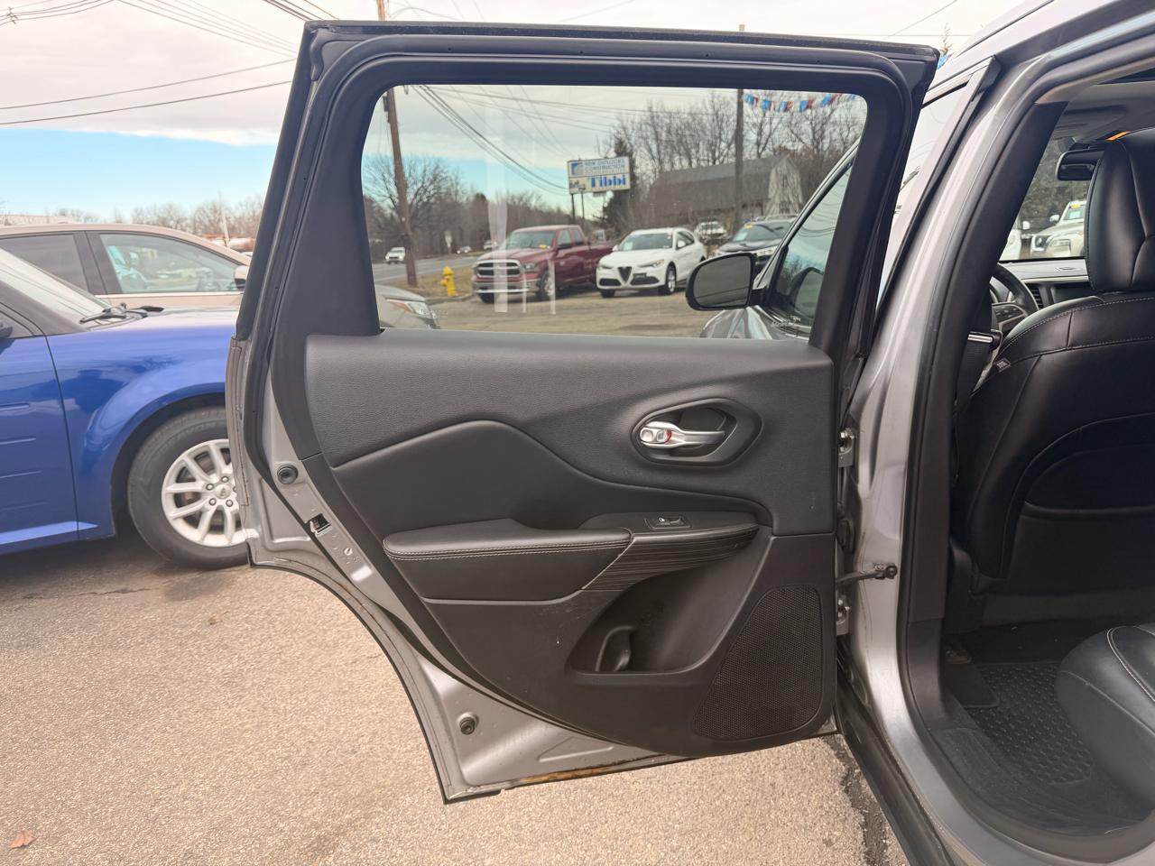 Jeep Cherokee 4WD 4dr Limited 2014