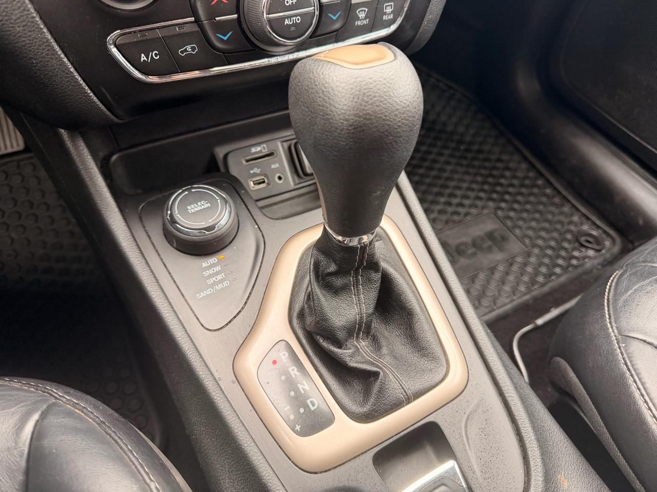 Jeep Cherokee 4WD 4dr Limited 2014