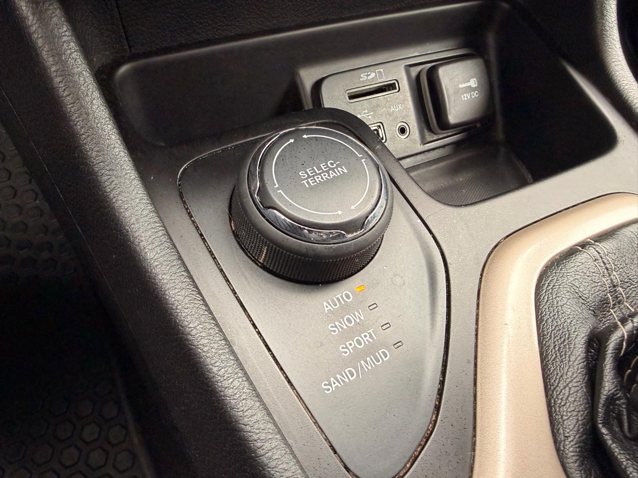 Jeep Cherokee 4WD 4dr Limited 2014