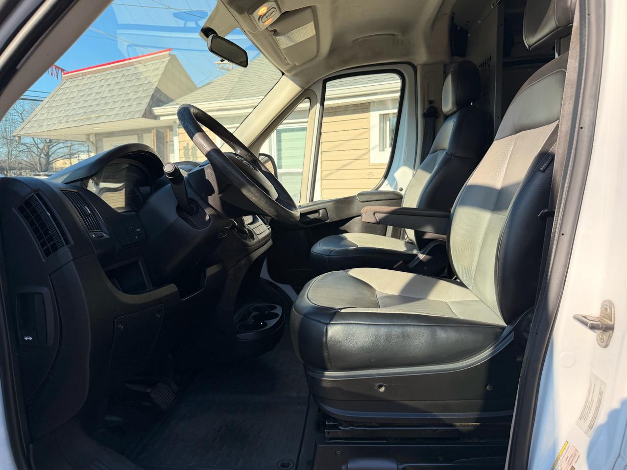 RAM ProMaster Cargo Van 1500 Low Roof 136" WB 2016