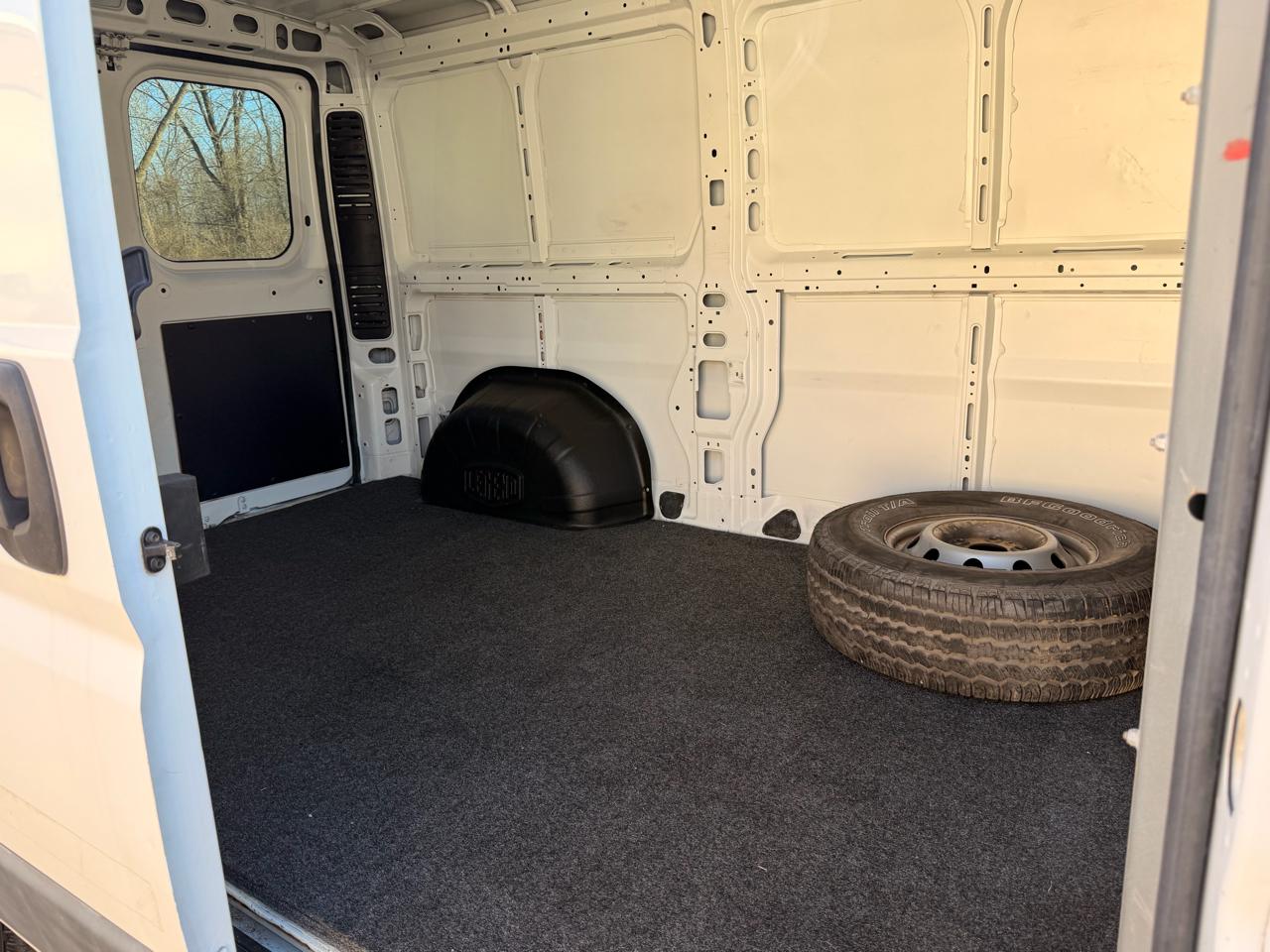 RAM ProMaster Cargo Van 1500 Low Roof 136" WB 2016