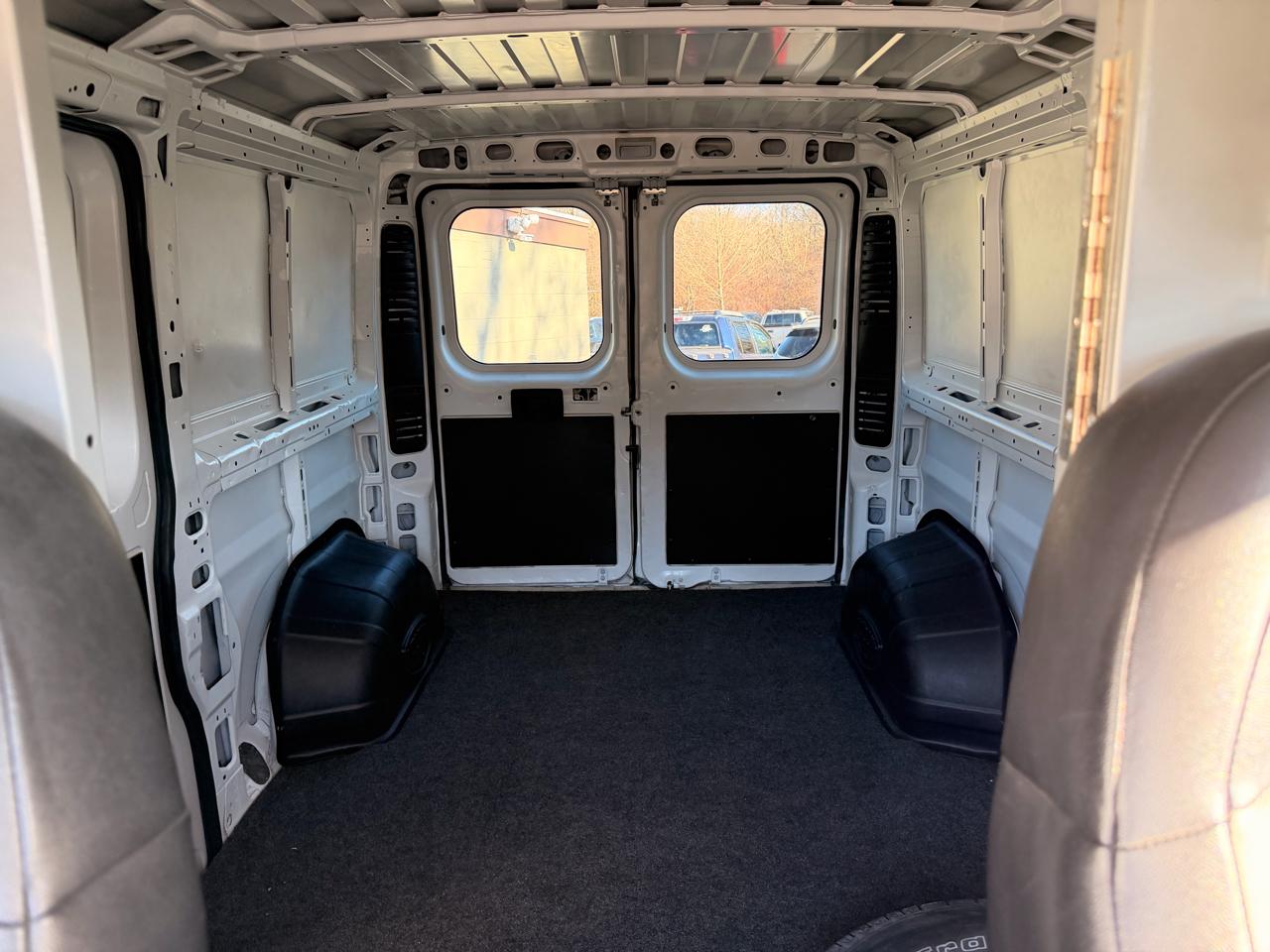 RAM ProMaster Cargo Van 1500 Low Roof 136" WB 2016