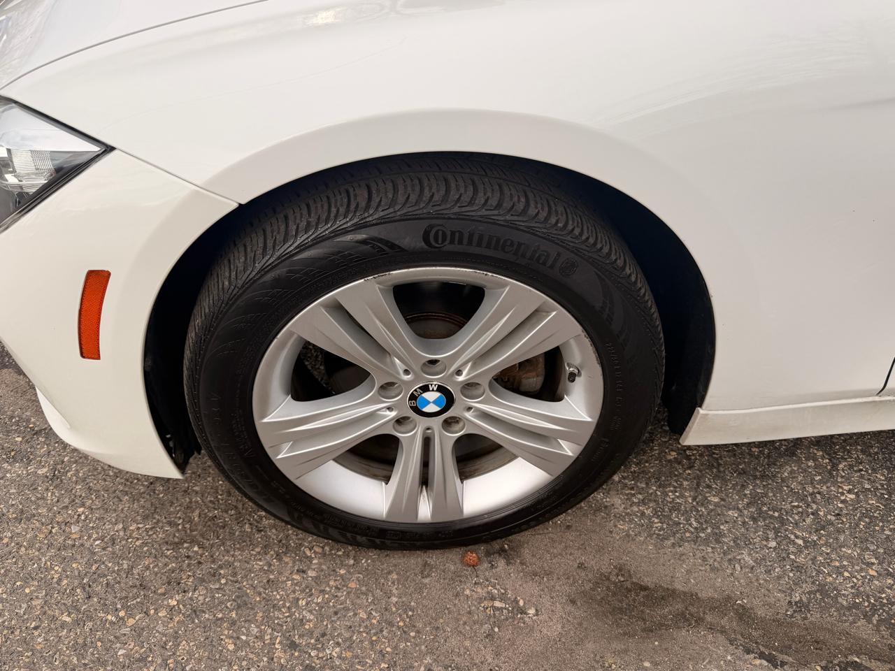 BMW 3 Series 4dr Sdn 328i xDrive AWD SULEV South Africa 2016