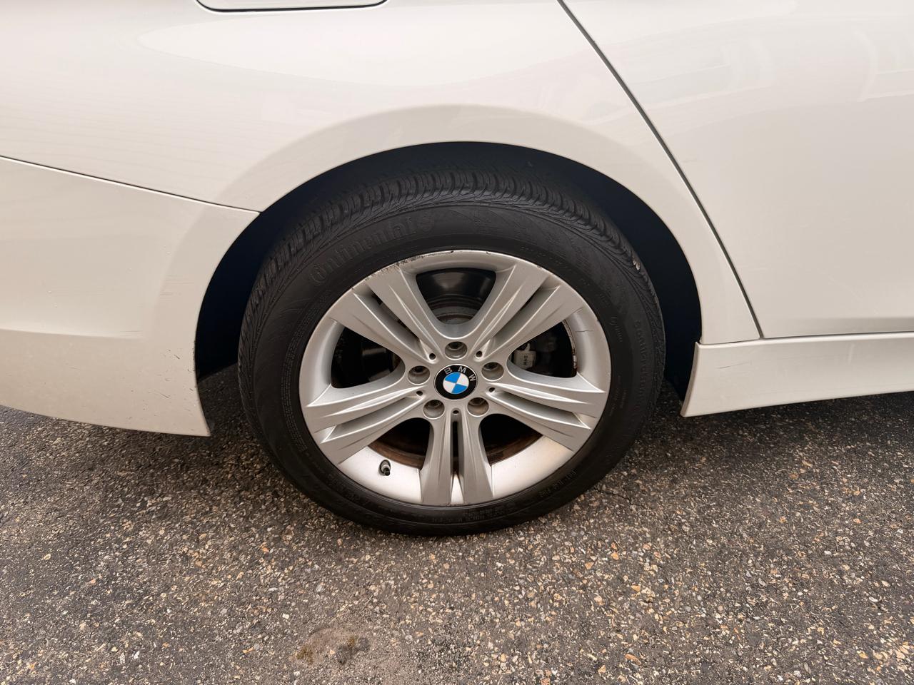 BMW 3 Series 4dr Sdn 328i xDrive AWD SULEV South Africa 2016