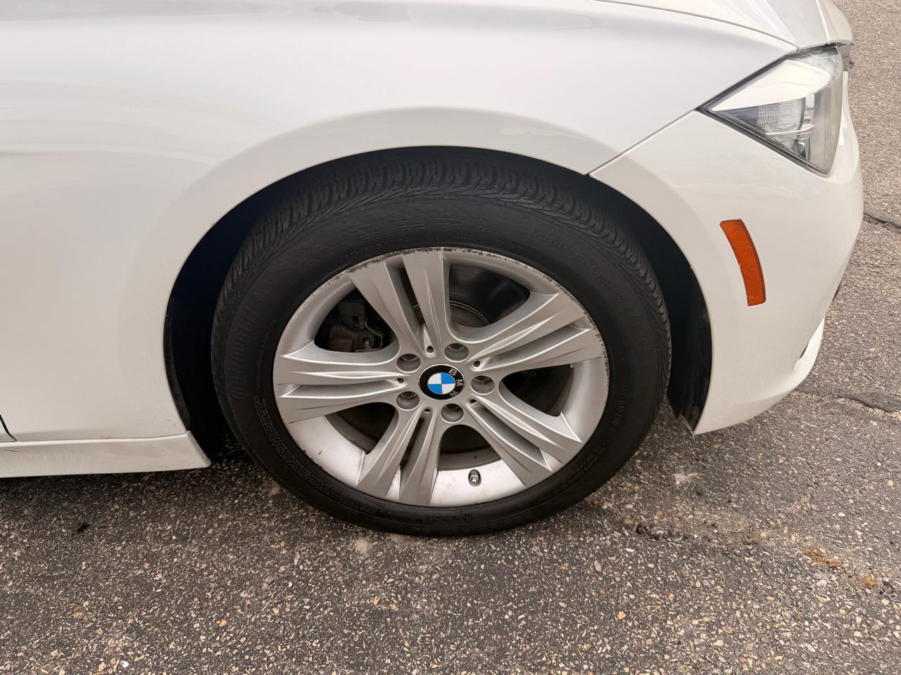 BMW 3 Series 4dr Sdn 328i xDrive AWD SULEV South Africa 2016