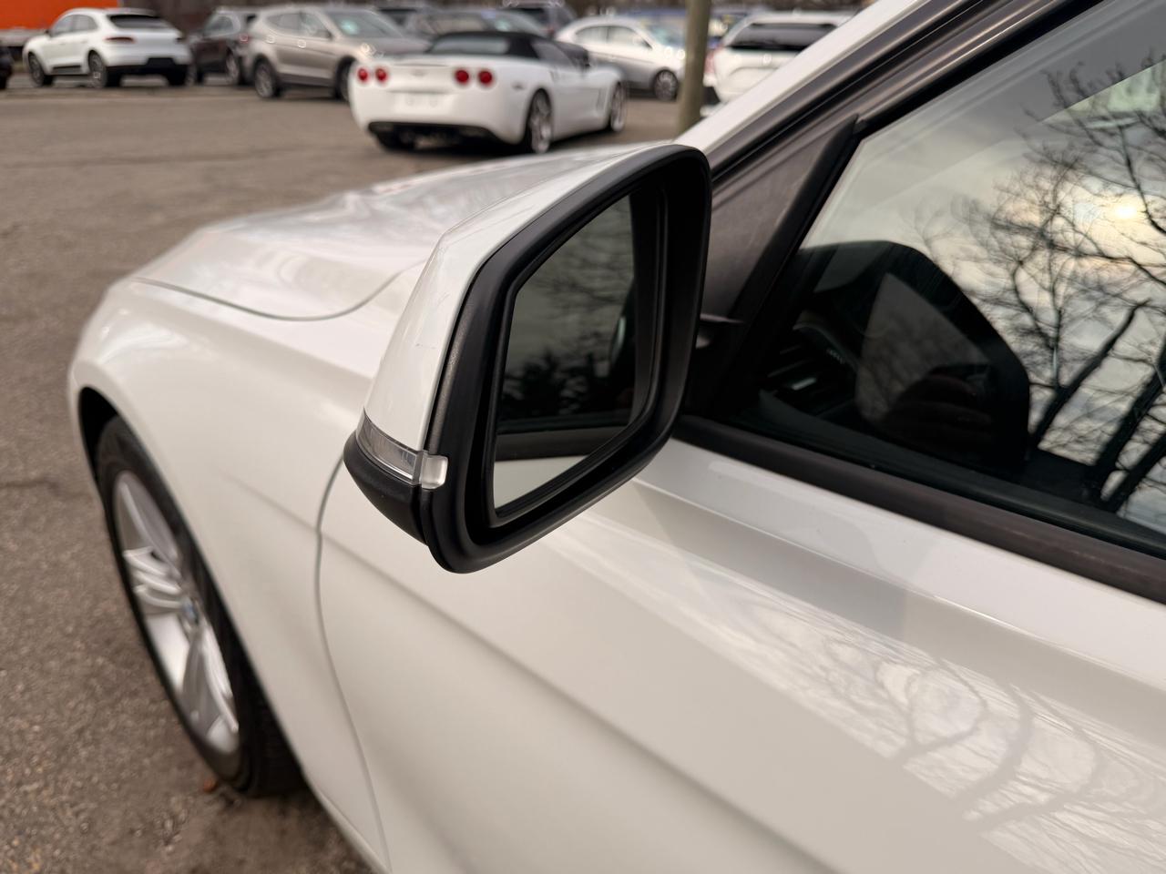 BMW 3 Series 4dr Sdn 328i xDrive AWD SULEV South Africa 2016