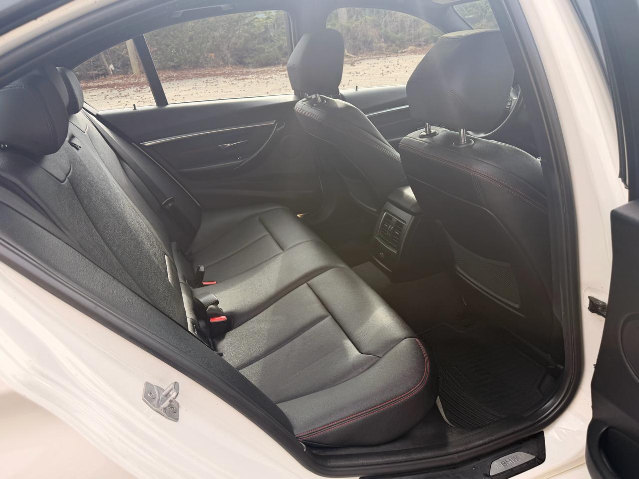 BMW 3 Series 4dr Sdn 328i xDrive AWD SULEV South Africa 2016