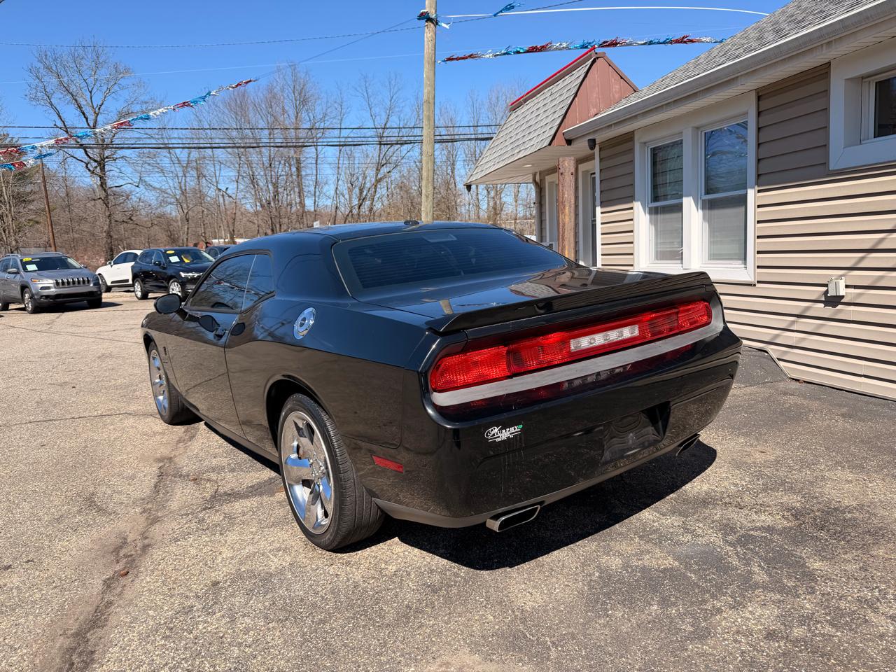 Dodge Challenger 2dr Cpe SXT 2014