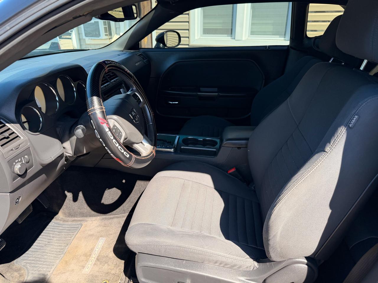 Dodge Challenger 2dr Cpe SXT 2014