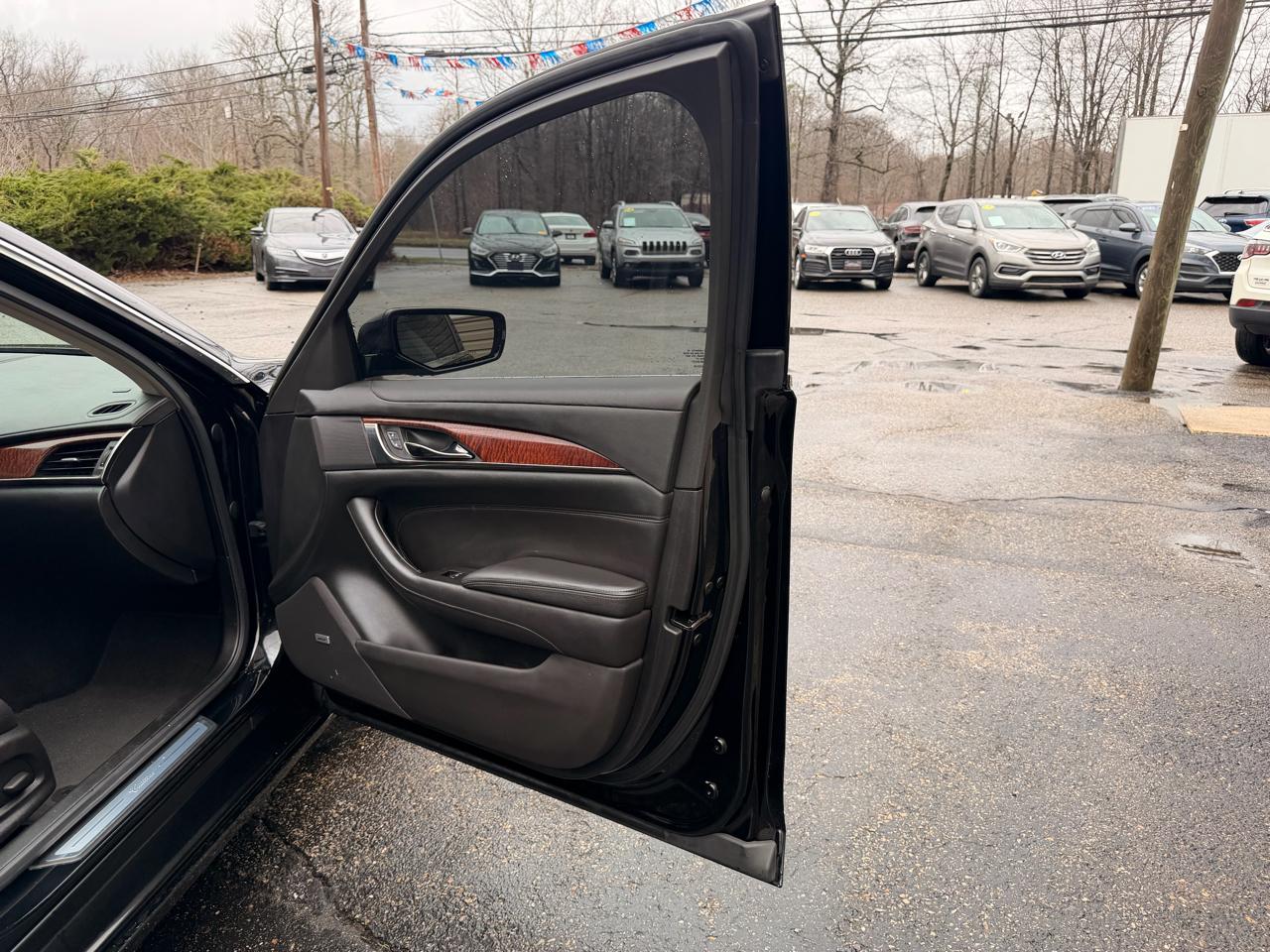 Cadillac CTS Sedan 4dr Sdn 2.0L Turbo Luxury AWD 2014