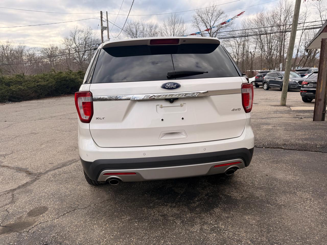 Ford Explorer 4WD 4dr XLT 2016