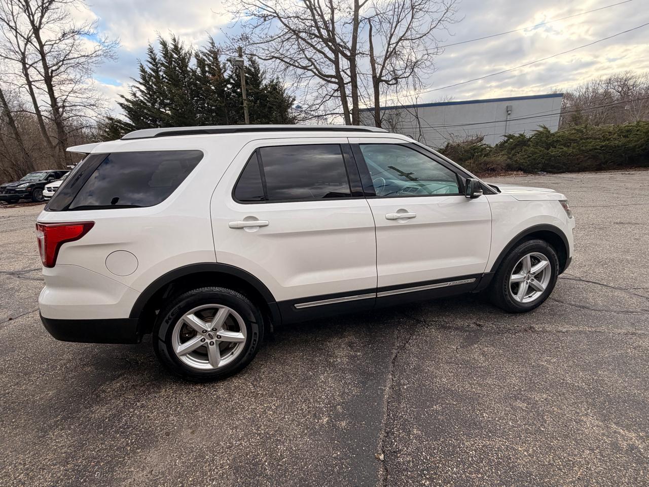 Ford Explorer 4WD 4dr XLT 2016