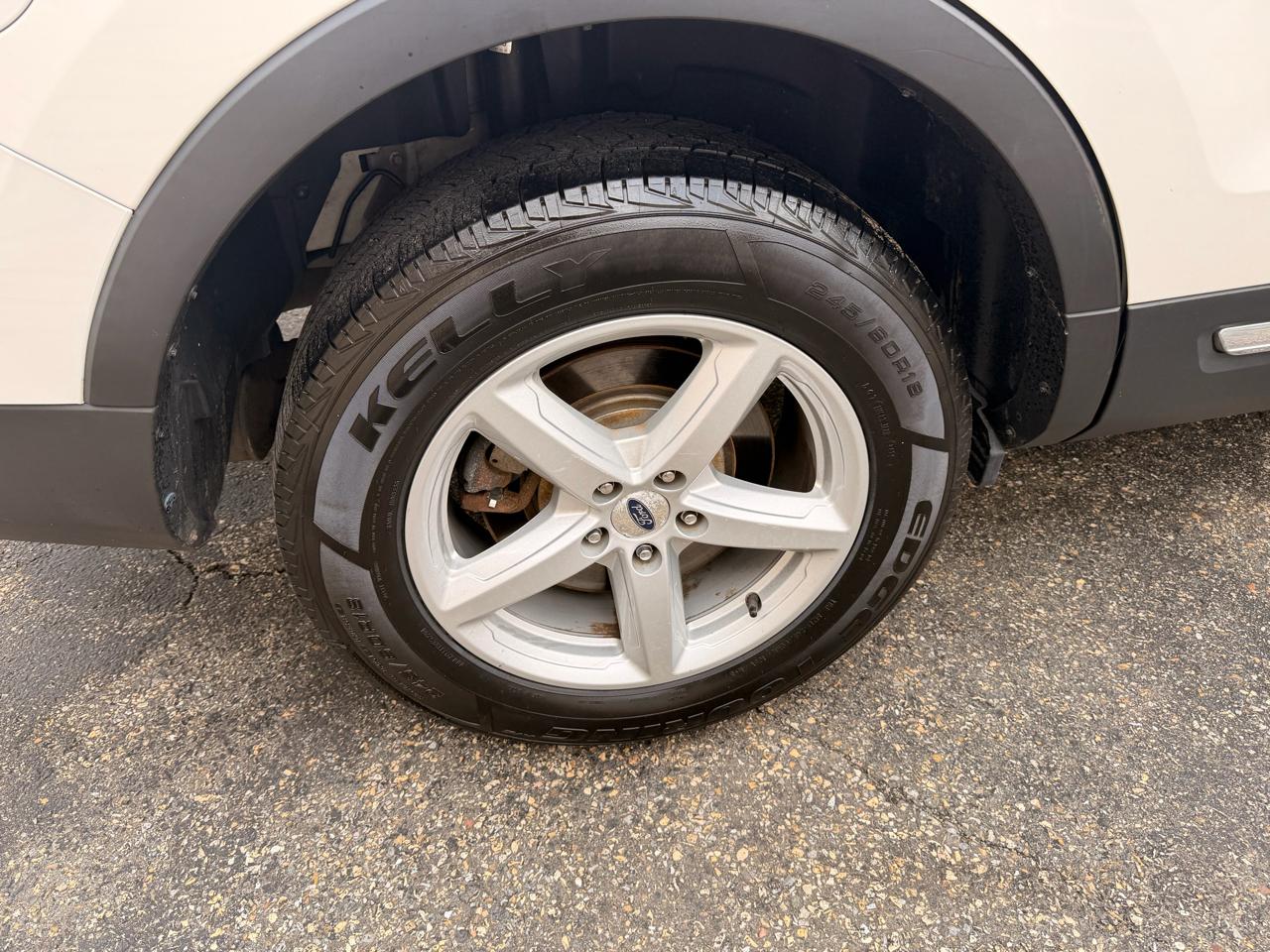 Ford Explorer 4WD 4dr XLT 2016