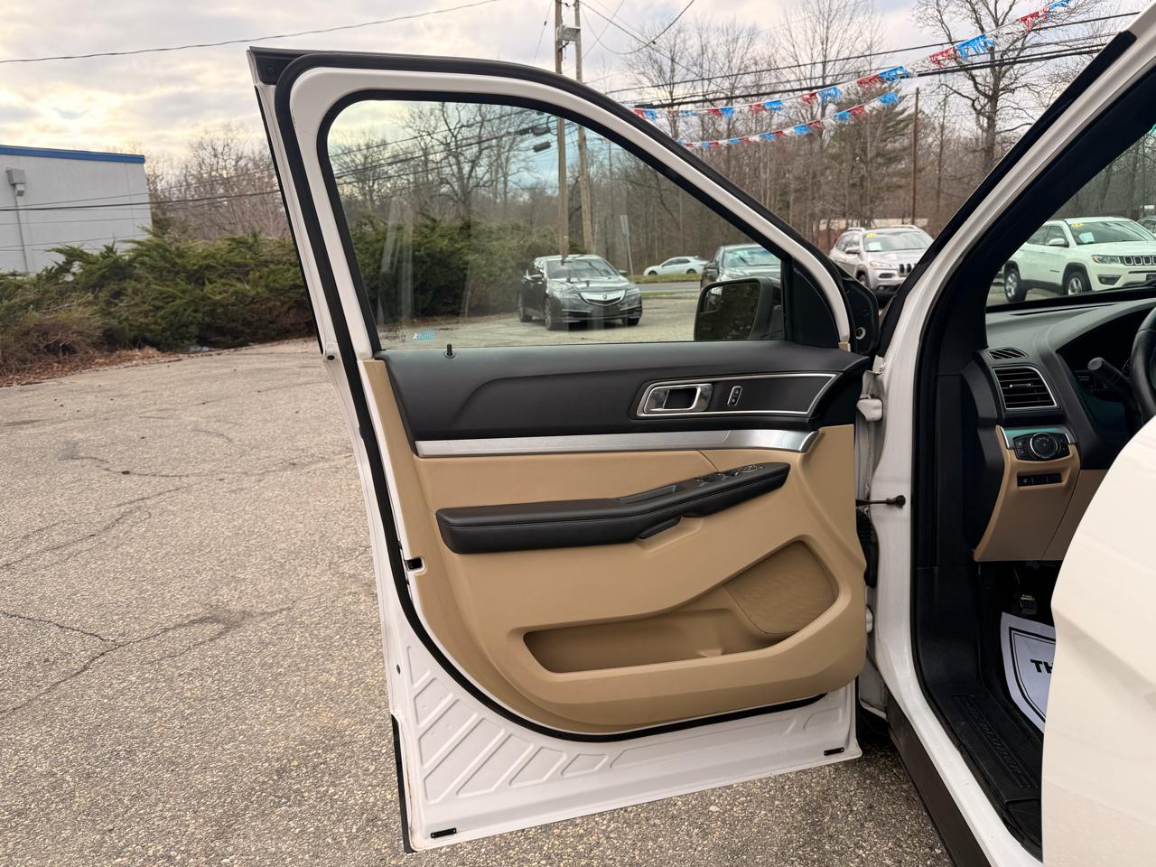 Ford Explorer 4WD 4dr XLT 2016