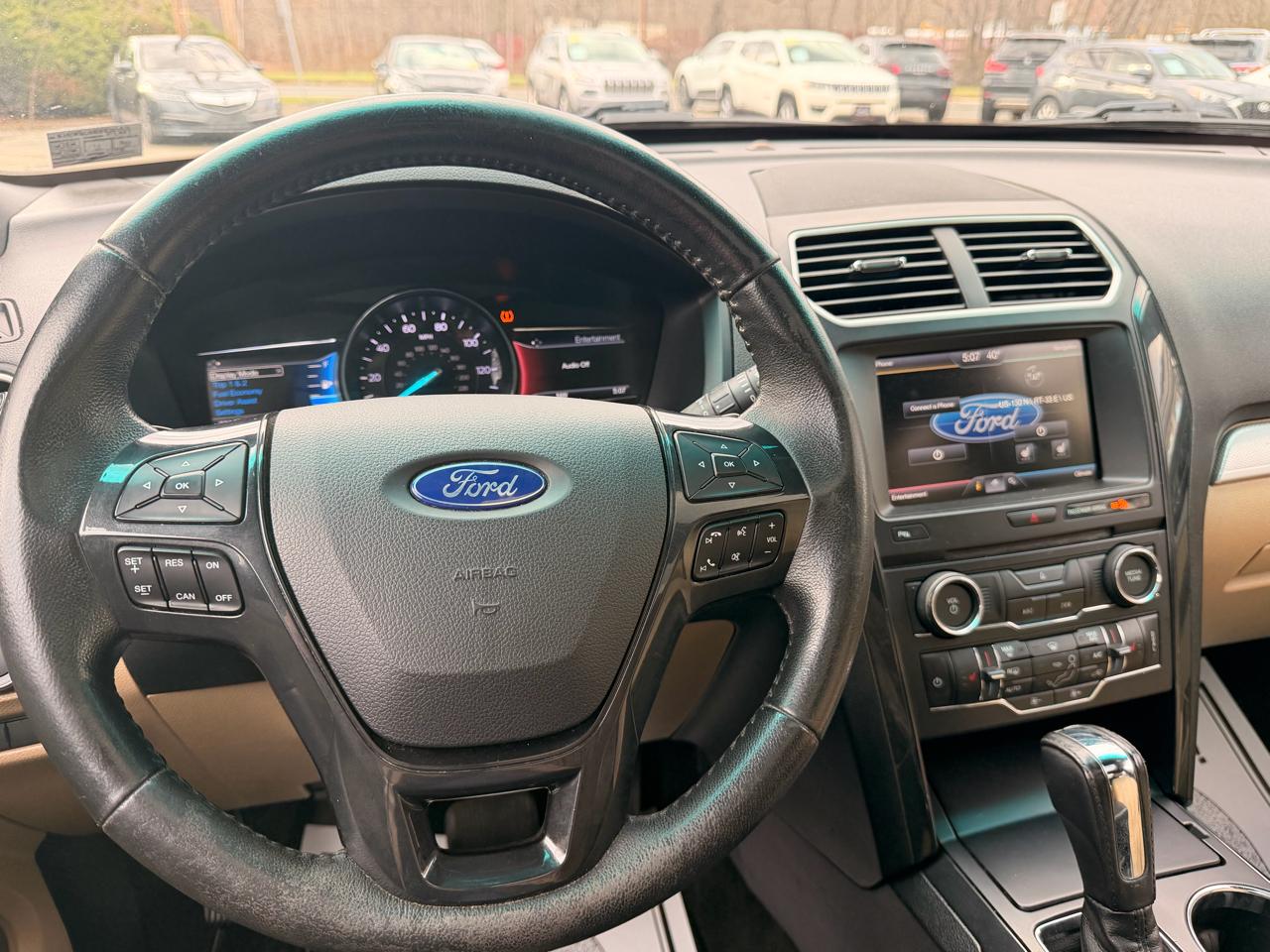 Ford Explorer 4WD 4dr XLT 2016